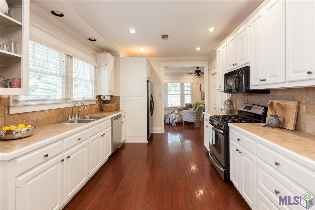 5353 Capital Heights Avenue Baton Rouge, LA 70806 - Photo 10 of 18