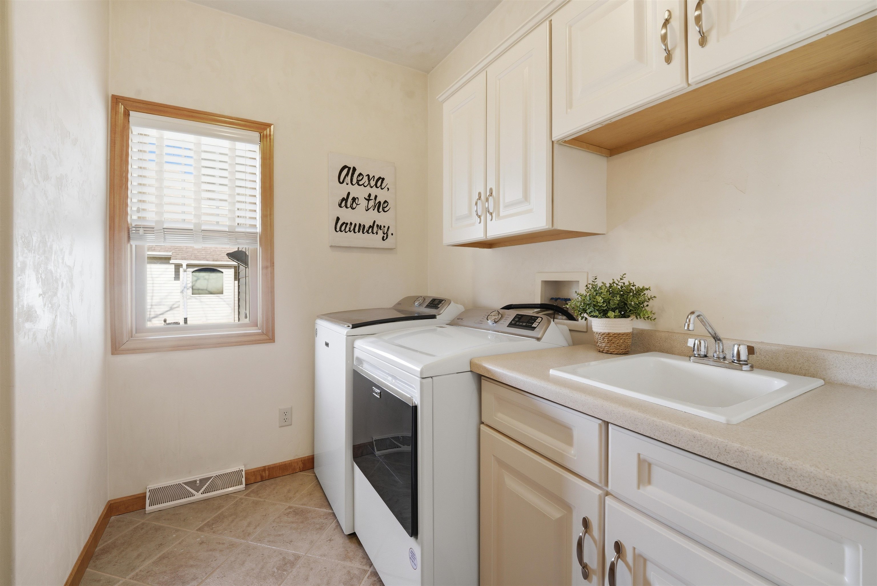 N9427 Dusty Drive Appleton, WI 54915 - Photo 17 of 54