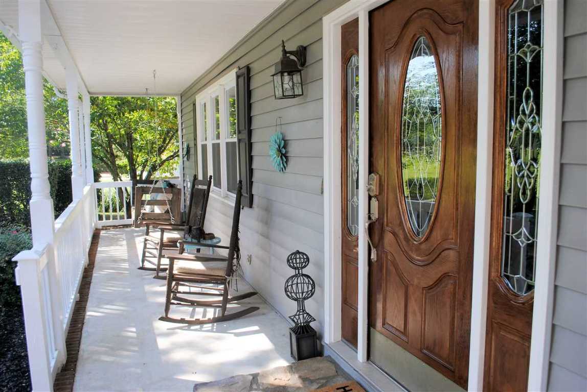 2706 Locust Hill Road Taylors, SC 29687 - Photo 3 of 32 Gallery Image 3