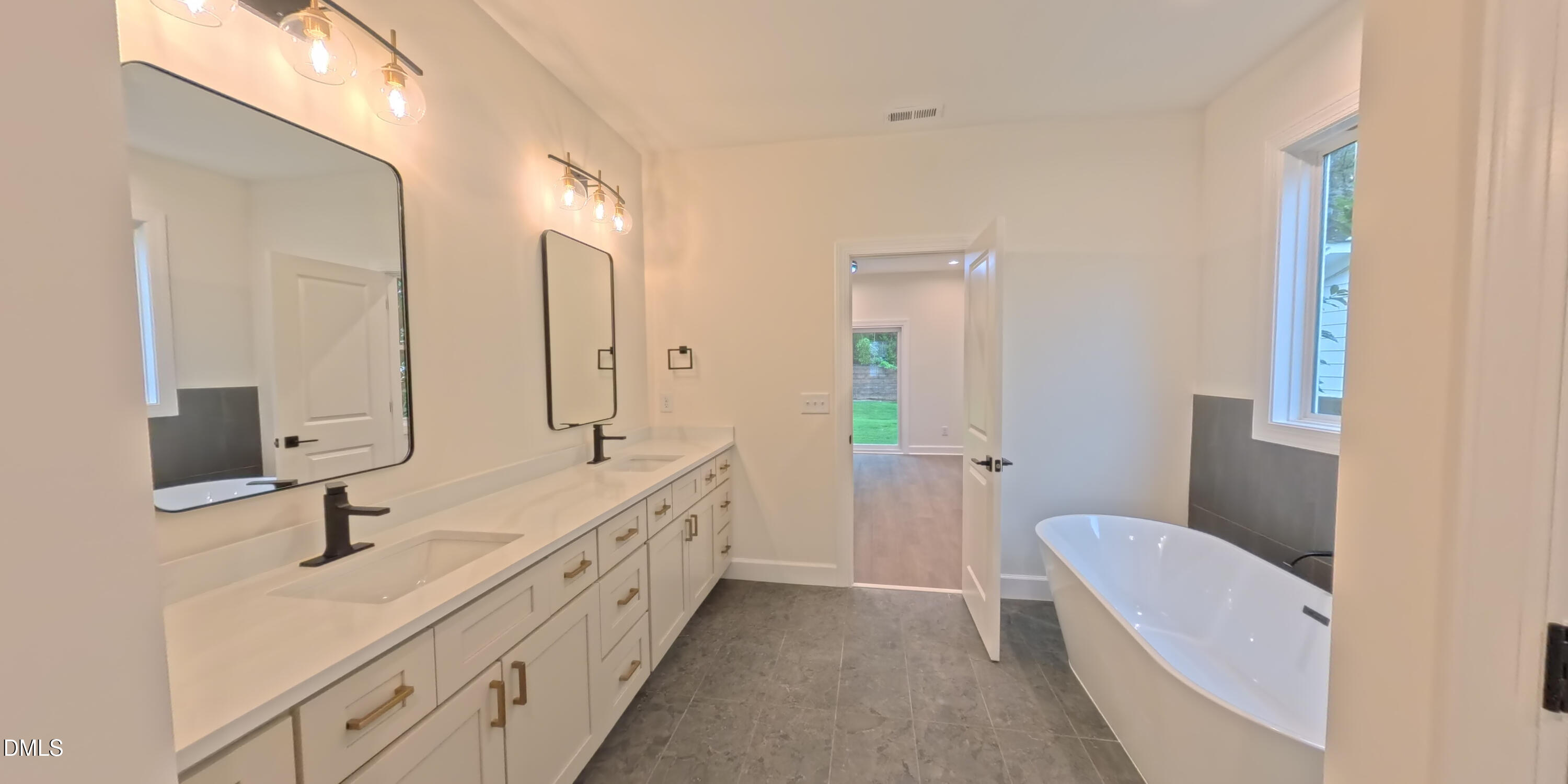 7608 Silver View Lane Raleigh, NC 27613 - Photo 22 of 46