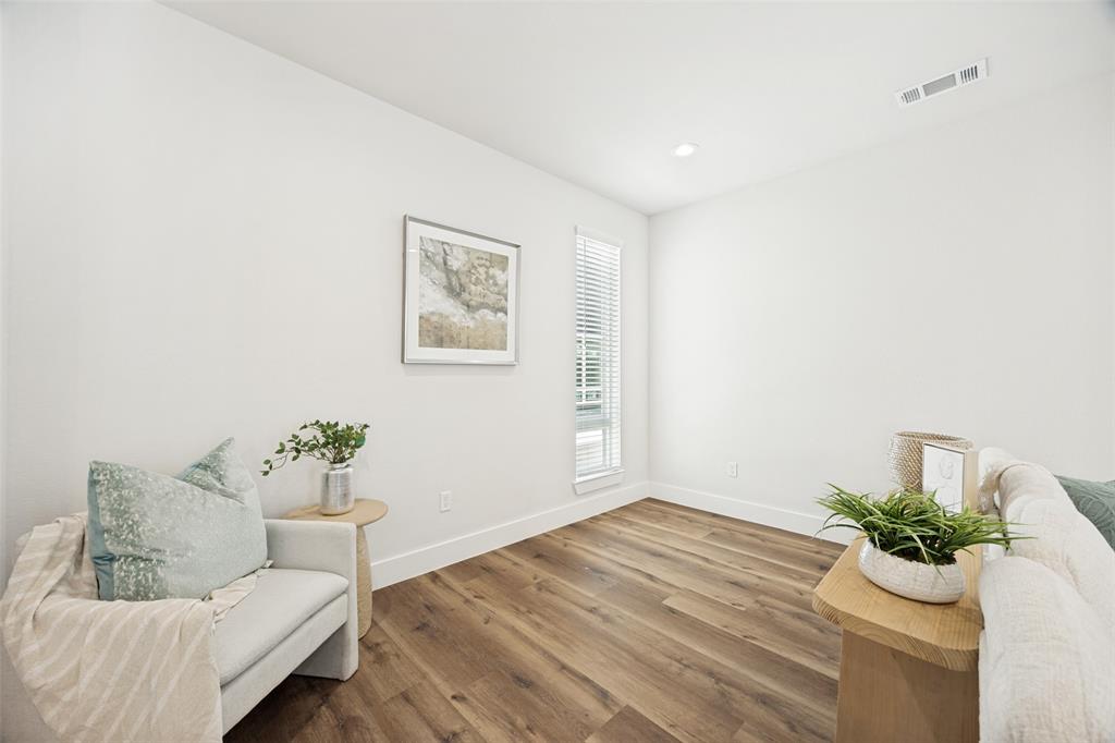 5633 Live Oak Street, Unit 103 Dallas, TX 75206 - Photo 6 of 24