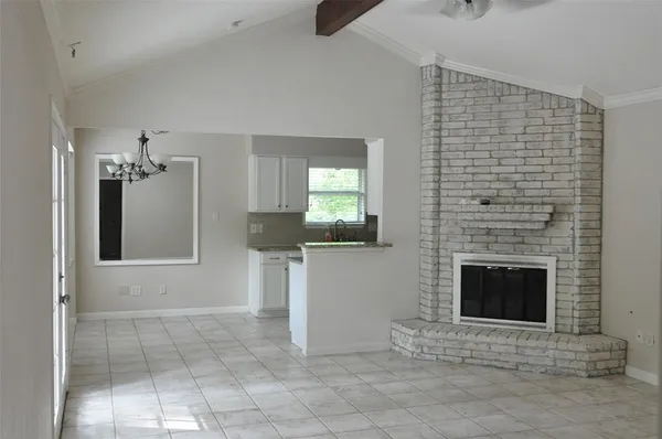 $370,000 | 5 West Broken Oak Court, The Woodlands, TX 77381