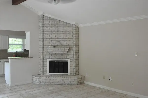 $370,000 | 5 West Broken Oak Court, The Woodlands, TX 77381