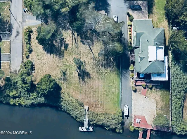 $580,000 | 9 Manahassett Park Drive, Long Branch, NJ 07740