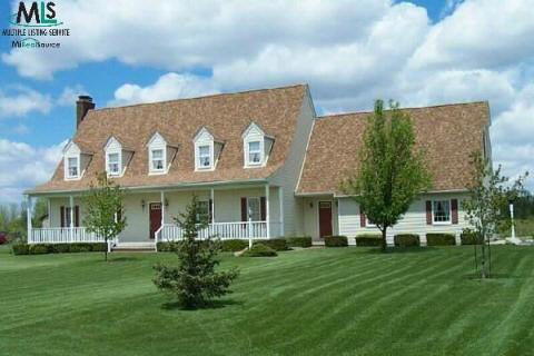 30673 Hickey Road New Baltimore, MI 48051 - Photo 1 of 9 781945.JPG