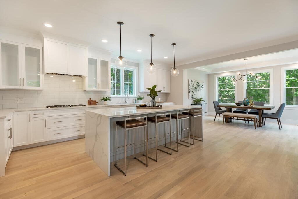 19 Thurston Road Newton, MA 02464 - Photo 8 of 31 Gallery Image 8
