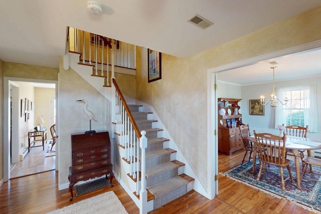 101 Plain Road Deerfield, MA 01373 - Photo 12 of 41