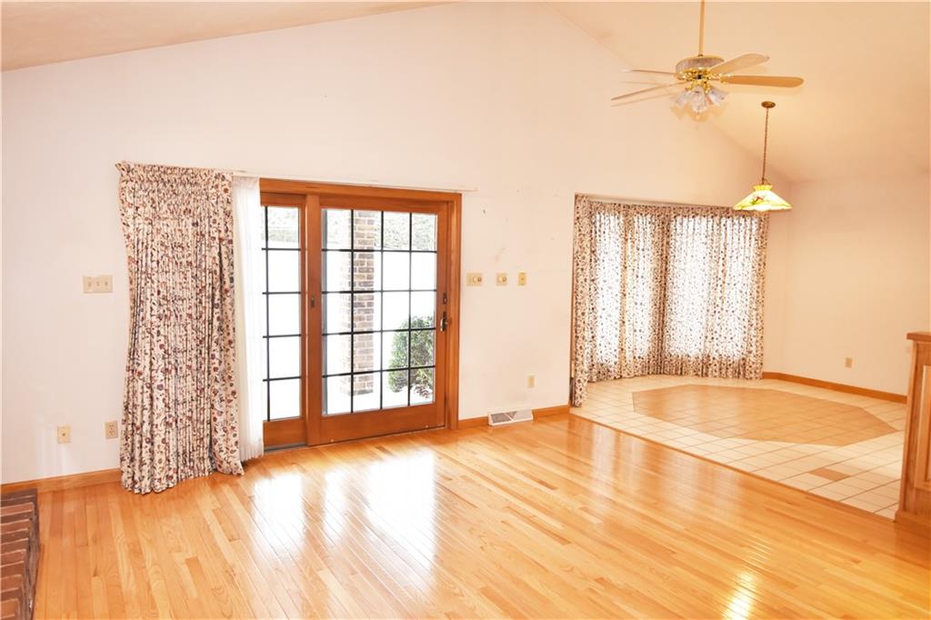225 Robin Street Indiana, PA 15701 - Photo 14 of 25 Gallery Image 14