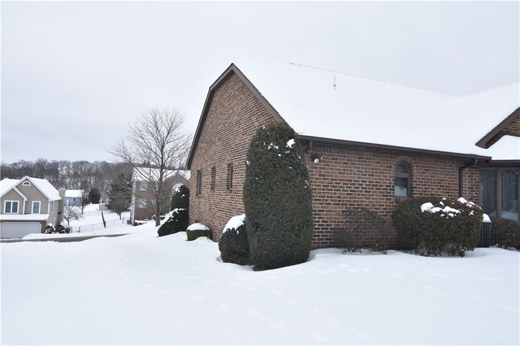 225 Robin Street Indiana, PA 15701 - Photo 4 of 25 Gallery Image 4