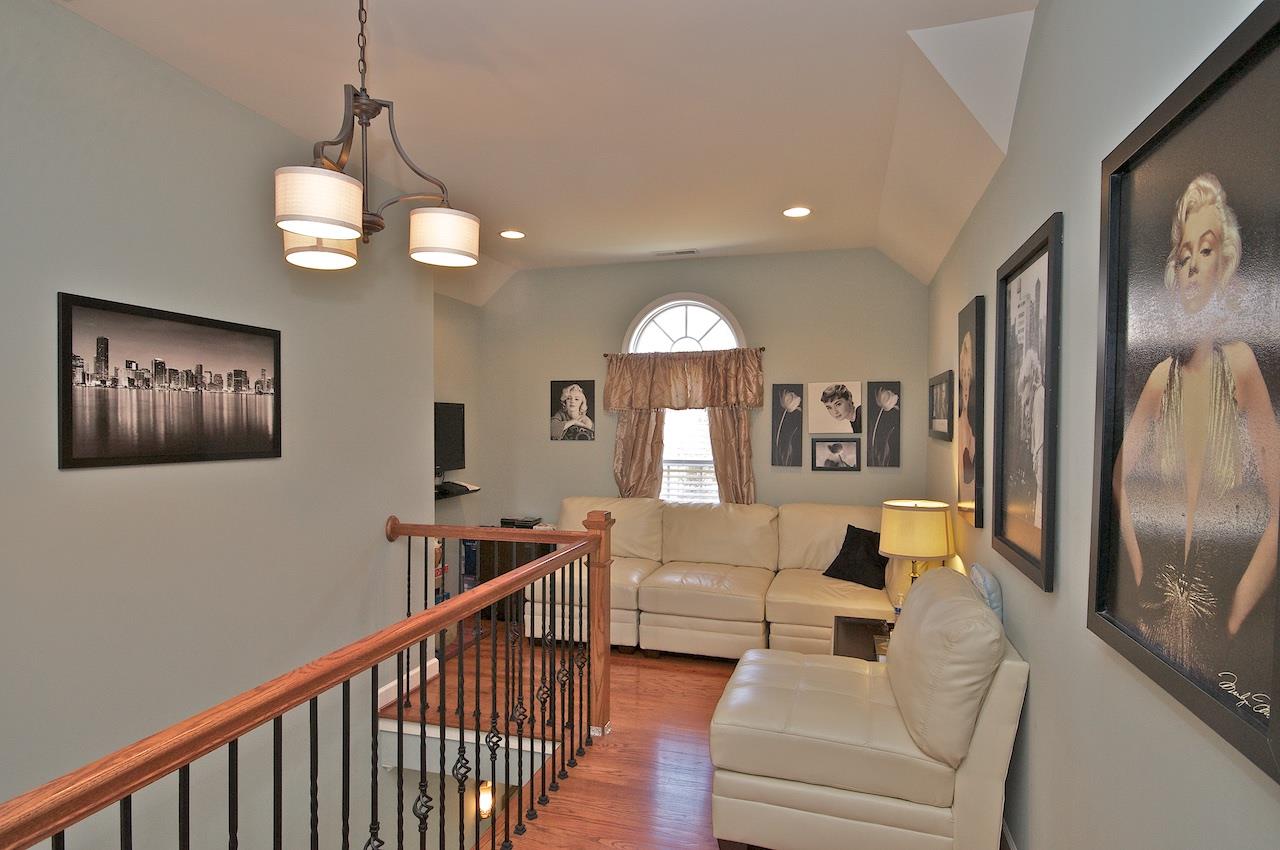 54 Jonestown Road Fairfield, VA 24435 - Photo 14 of 29 a living room with furniture and a chandelier