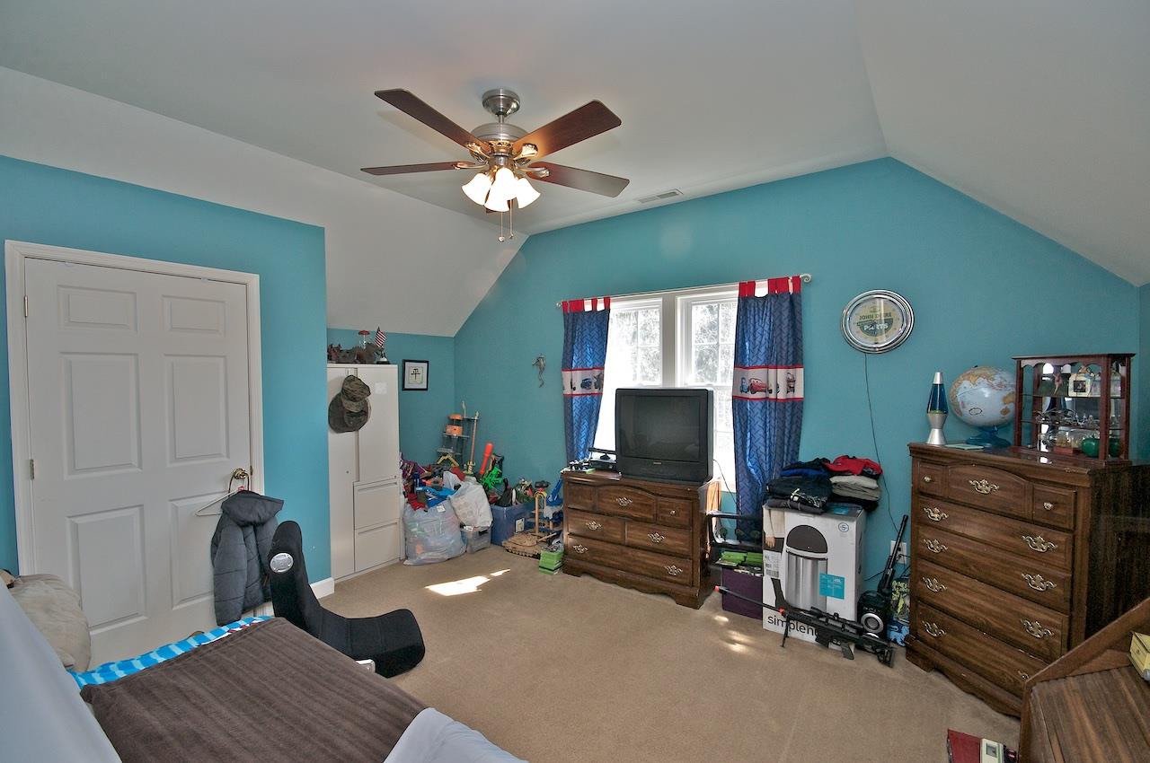 54 Jonestown Road Fairfield, VA 24435 - Photo 18 of 29 a living room with furniture a piano and a flat screen tv
