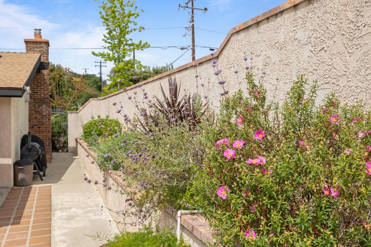 150 North Donna Street Oak View, CA 93022 - Photo 42 of 47