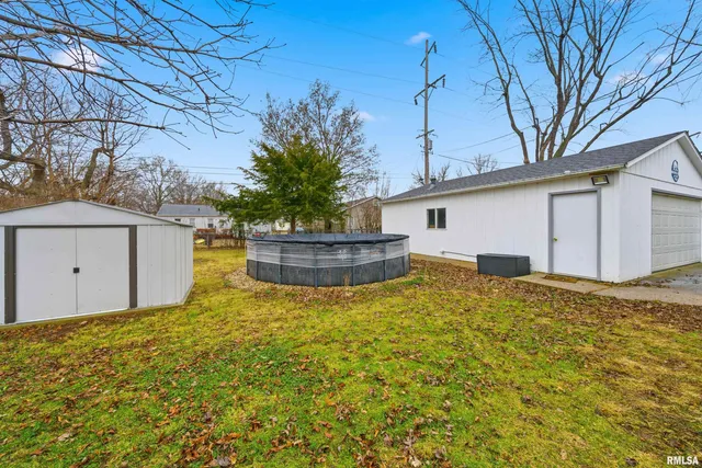 $174,900 | 414 West Placher Court, Chillicothe, IL 61523