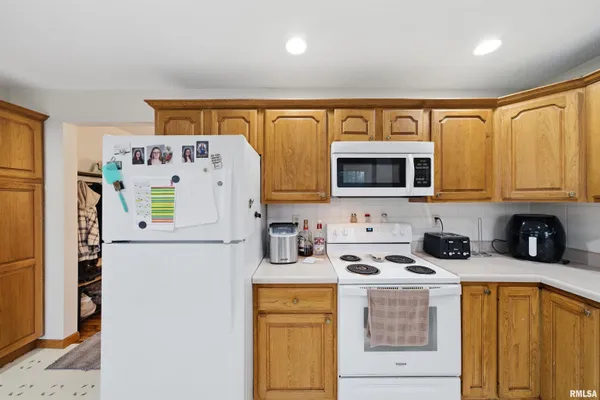$169,900 | 414 West Placher Court, Chillicothe, IL 61523