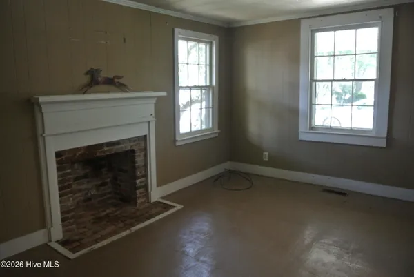 $2,200 | 111 Live Oak Street, Beaufort, NC 28516