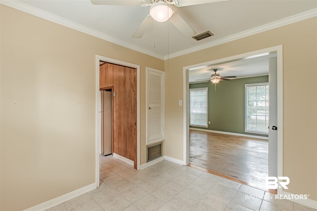151 Sara Avenue South Daphne, AL 36527 - Photo 10 of 25 Dining Room