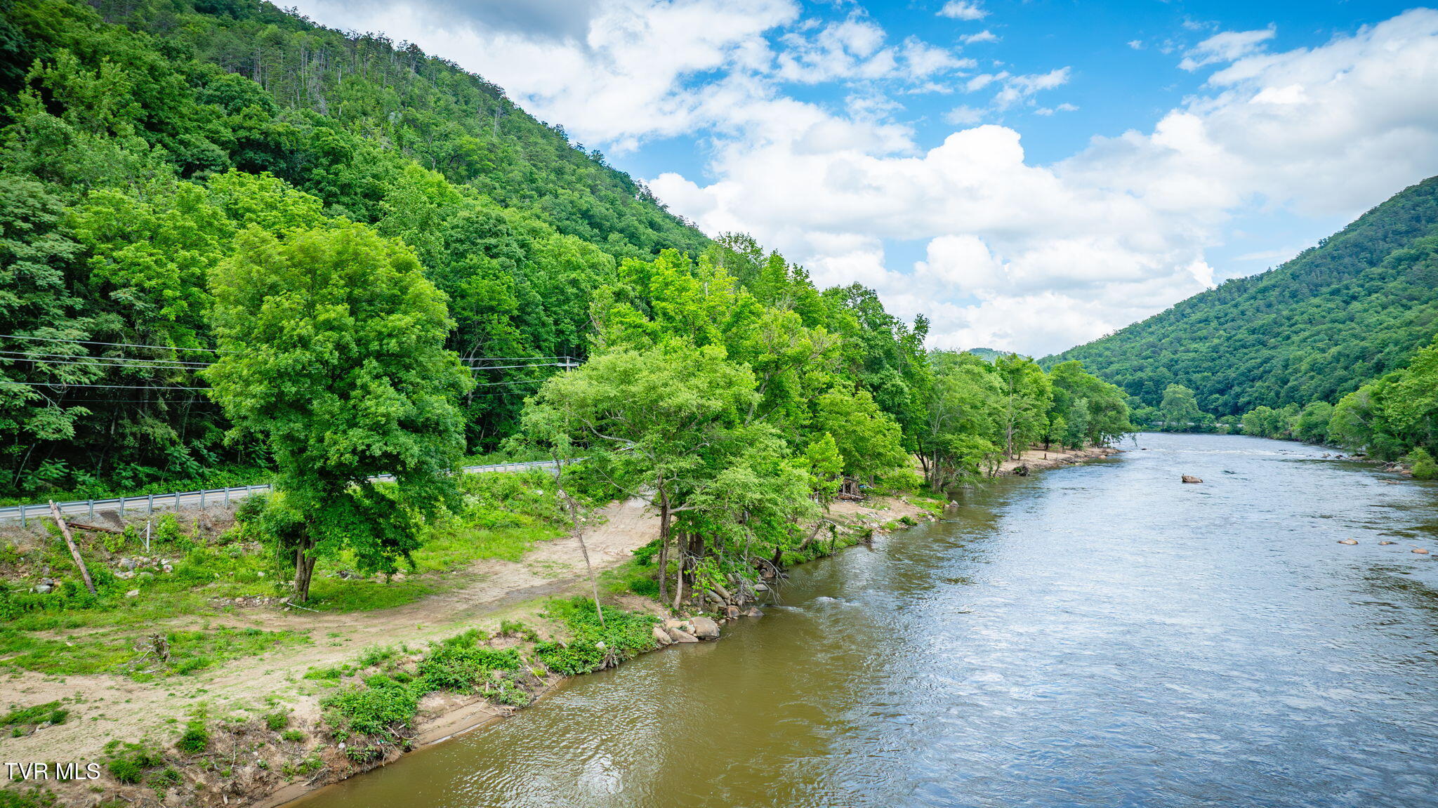 2191 East Highway 25 70 Del Rio, TN 37727 - Photo 2 of 23 015