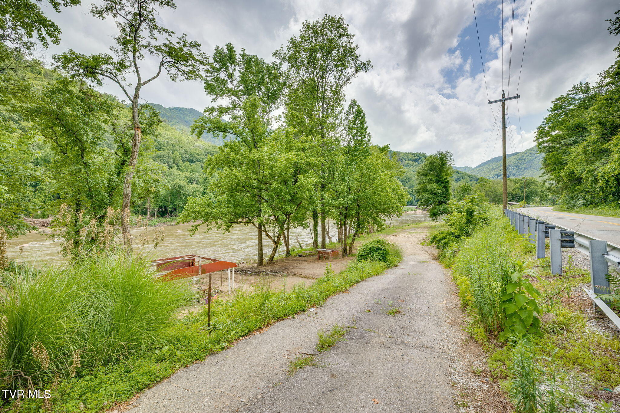 2191 East Highway 25 70 Del Rio, TN 37727 - Photo 3 of 23 101