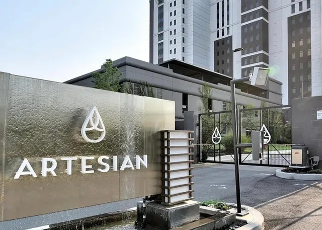 $575,000 | 717 Riverside Drive, Unit 906, Memphis, TN 38103