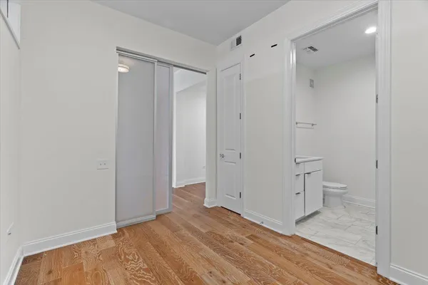 $573,000 | 717 Riverside Drive, Unit 906, Memphis, TN 38103