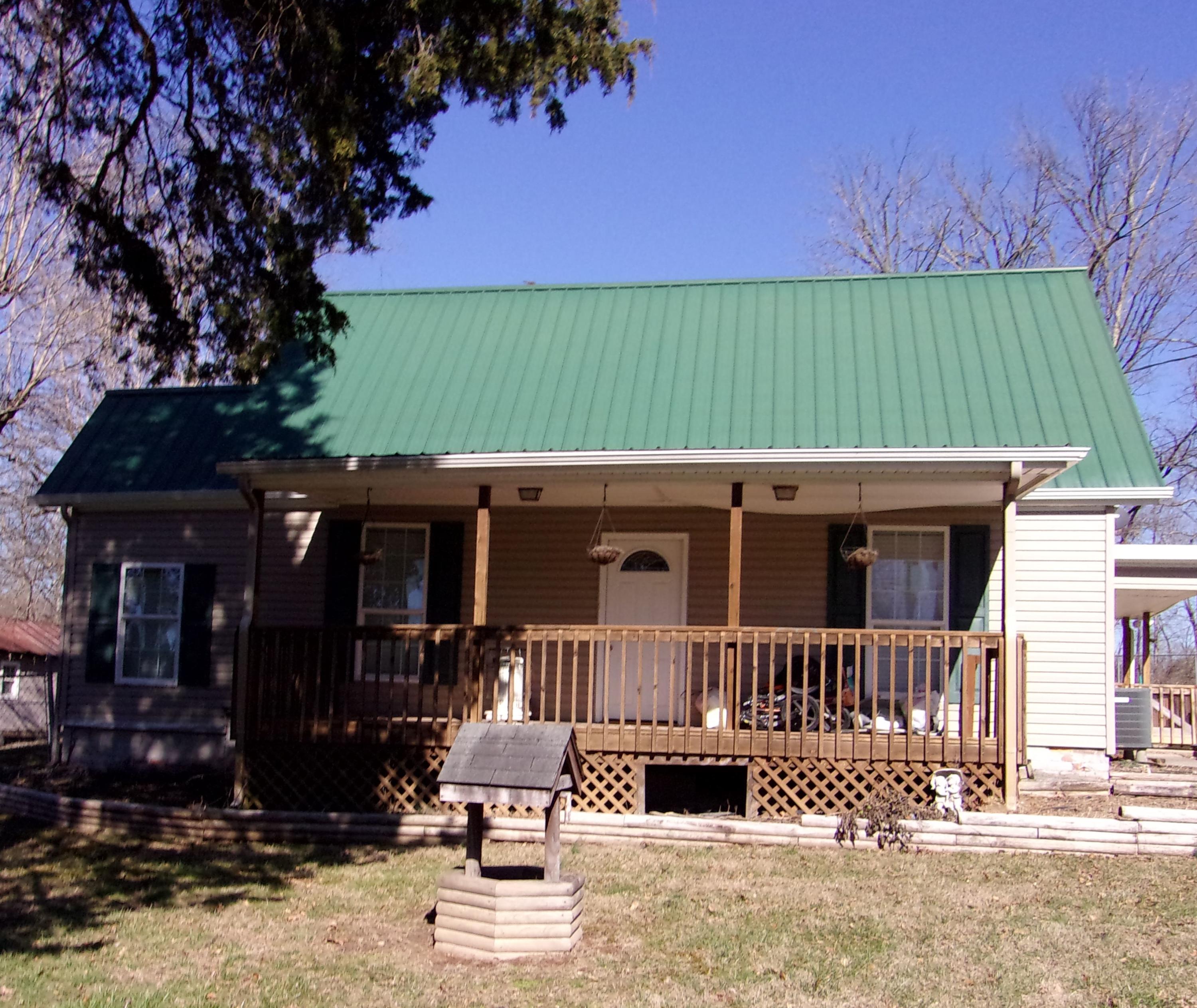 406 Cedar Fork Road Tazewell, TN 37879 - Photo 1 of 24 100_0037 (2)