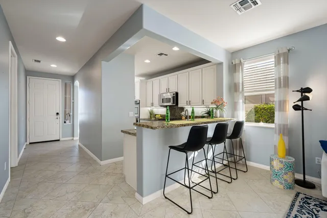 $449,900 | 40125 Calle Las Positas, Indio, CA 92203