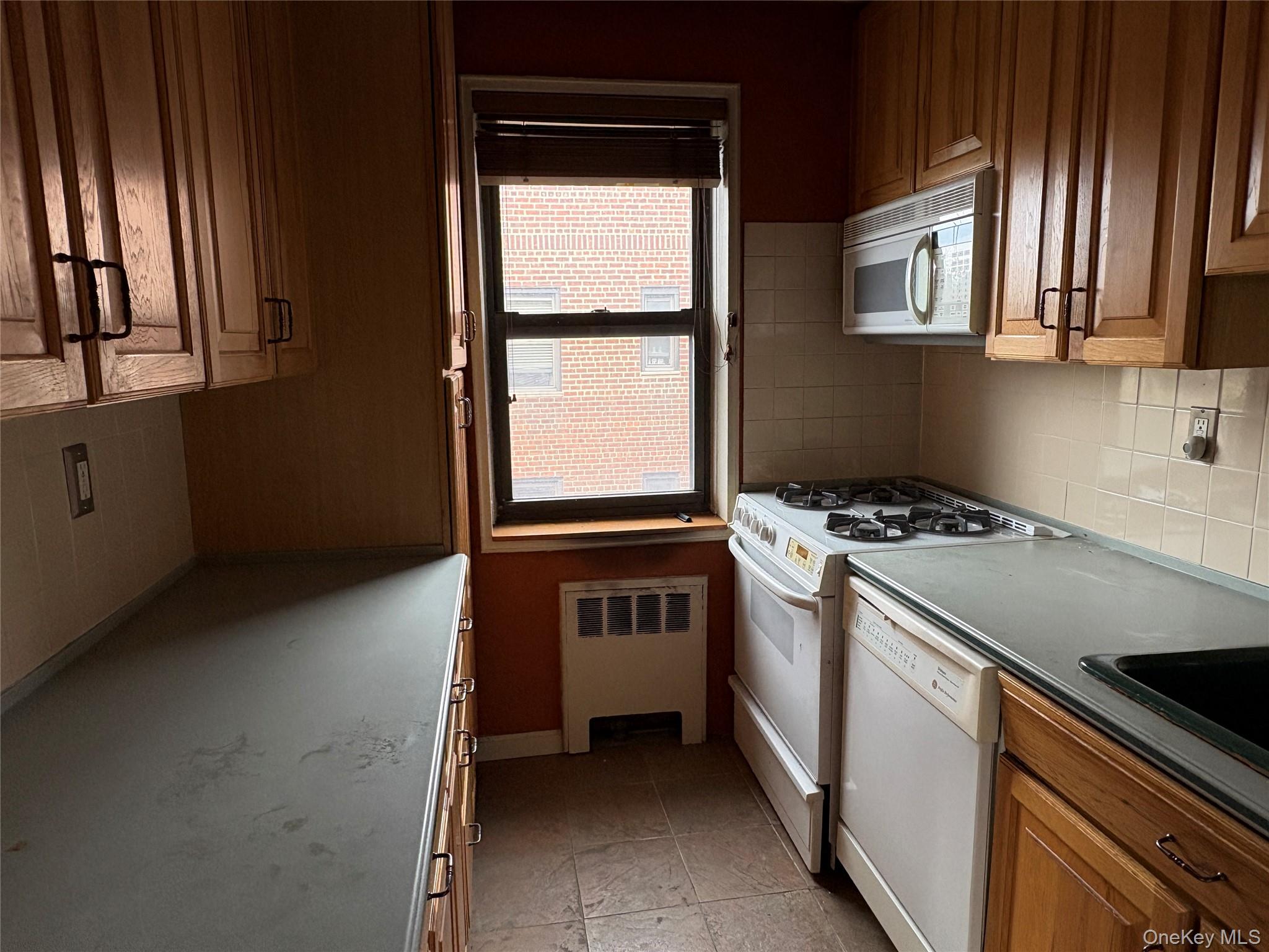 640 Pelham Road, Unit 6F New Rochelle, NY 10805 - Photo 13 of 13 Gallery Image 13