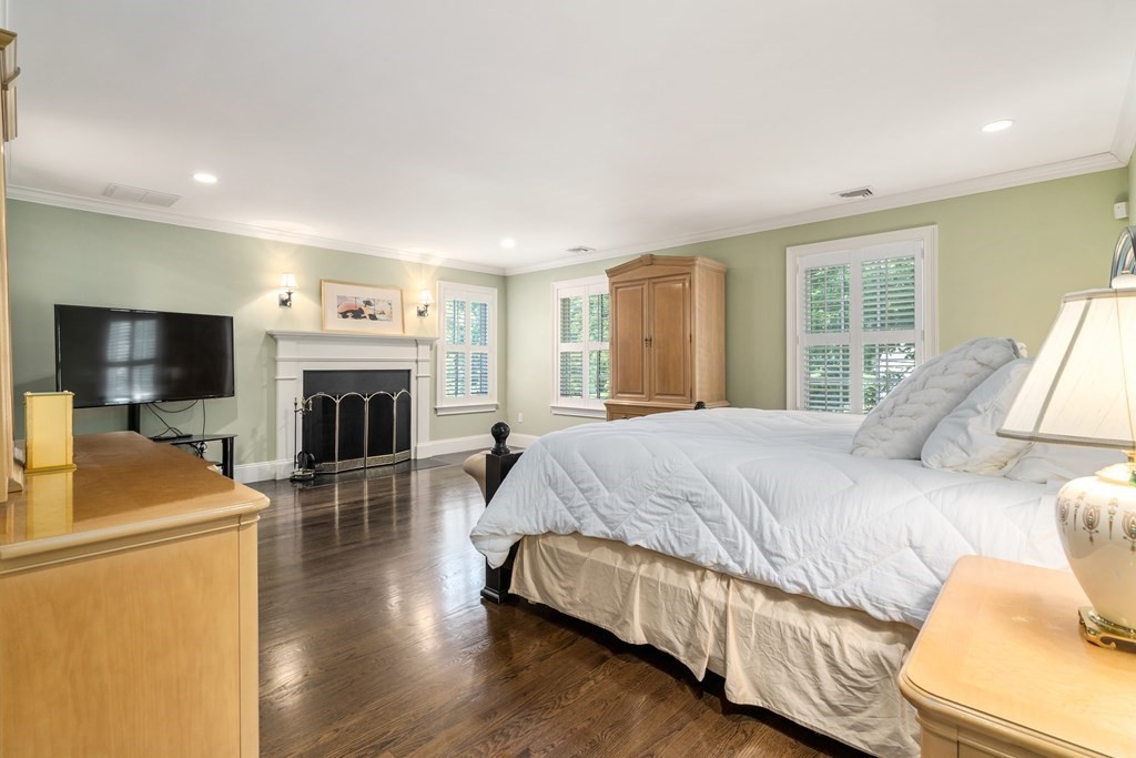 174 Bristol Road Wellesley, MA 02481 - Photo 21 of 42