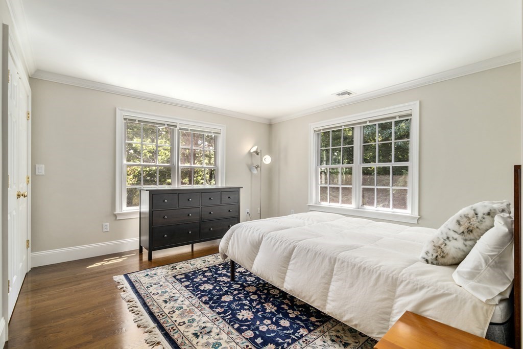 174 Bristol Road Wellesley, MA 02481 - Photo 25 of 42