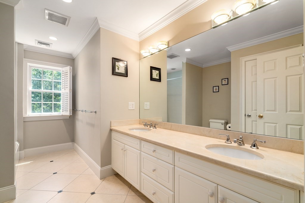 174 Bristol Road Wellesley, MA 02481 - Photo 27 of 42