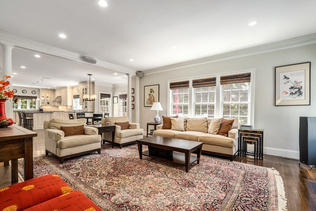 174 Bristol Road Wellesley, MA 02481 - Photo 10 of 42
