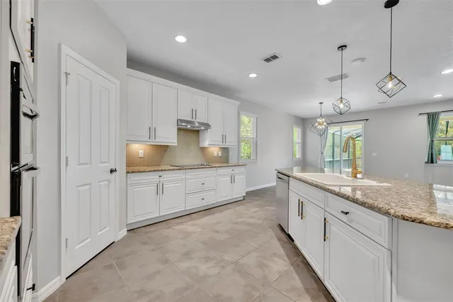 $700,000 | 8013 Bowery Drive, Winter Garden, FL 34787