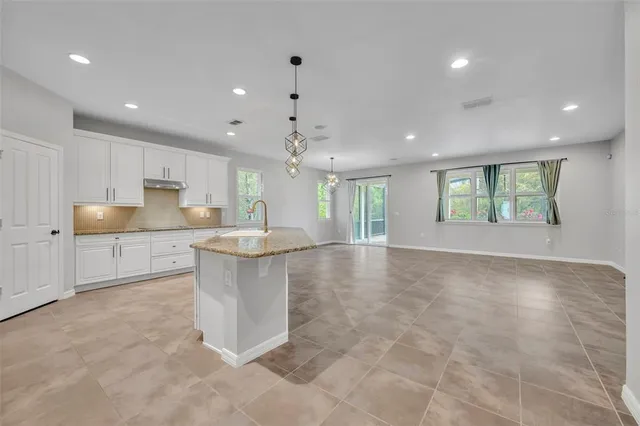 $700,000 | 8013 Bowery Drive, Winter Garden, FL 34787