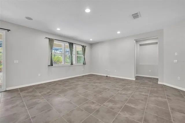 $700,000 | 8013 Bowery Drive, Winter Garden, FL 34787