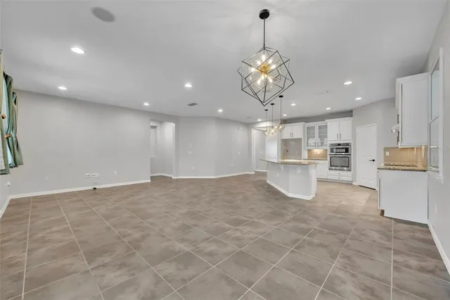 $700,000 | 8013 Bowery Drive, Winter Garden, FL 34787