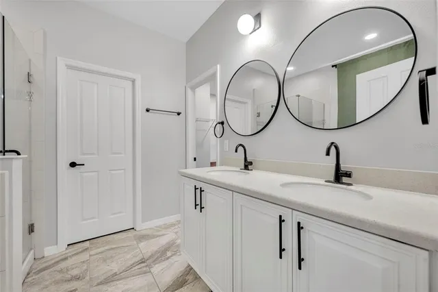 $700,000 | 8013 Bowery Drive, Winter Garden, FL 34787