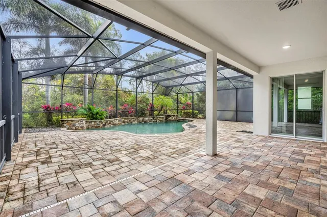 $700,000 | 8013 Bowery Drive, Winter Garden, FL 34787