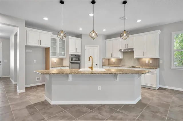 $700,000 | 8013 Bowery Drive, Winter Garden, FL 34787