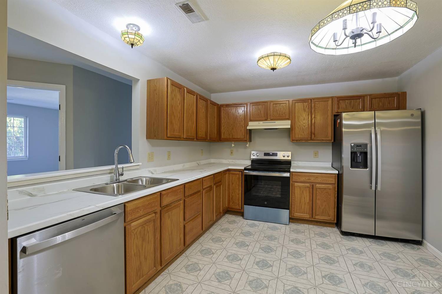 817 Neeb Road, Unit 5 Cincinnati, OH 45233 - Photo 9 of 24