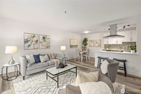 $325,000 | 500 5th Avenue West, Unit 306, Seattle, WA 98119