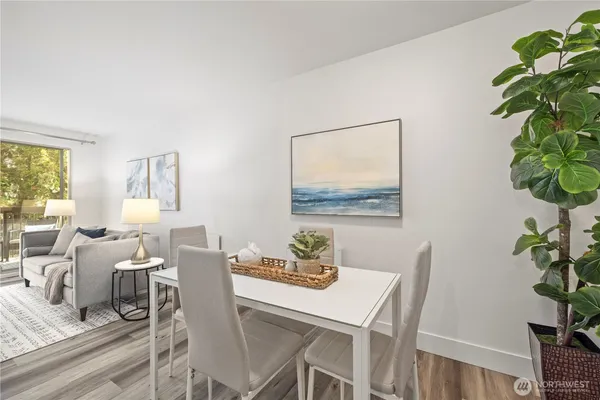 $325,000 | 500 5th Avenue West, Unit 306, Seattle, WA 98119