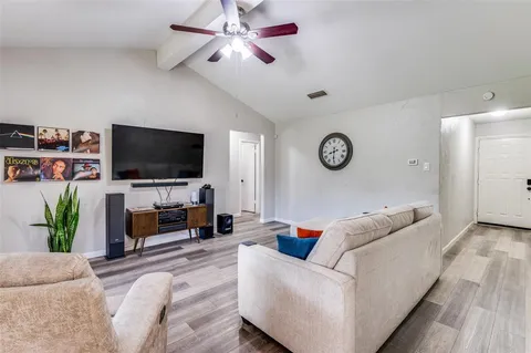 $300,000 | 3820 Flamingo Lane, Irving, TX 75062