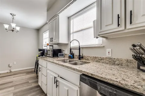 $300,000 | 3820 Flamingo Lane, Irving, TX 75062