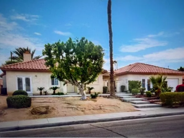 $877,700 | 79421 Ave 42, Bermuda Dunes, CA 92203