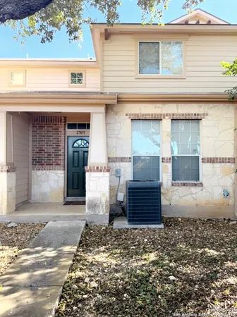 $1,550 | 2509 Grayson Circle, San Antonio, TX 78232