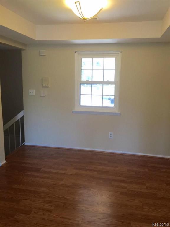 36946 Ridgedale Court Farmington Hills, MI 48331 - Photo 5 of 39