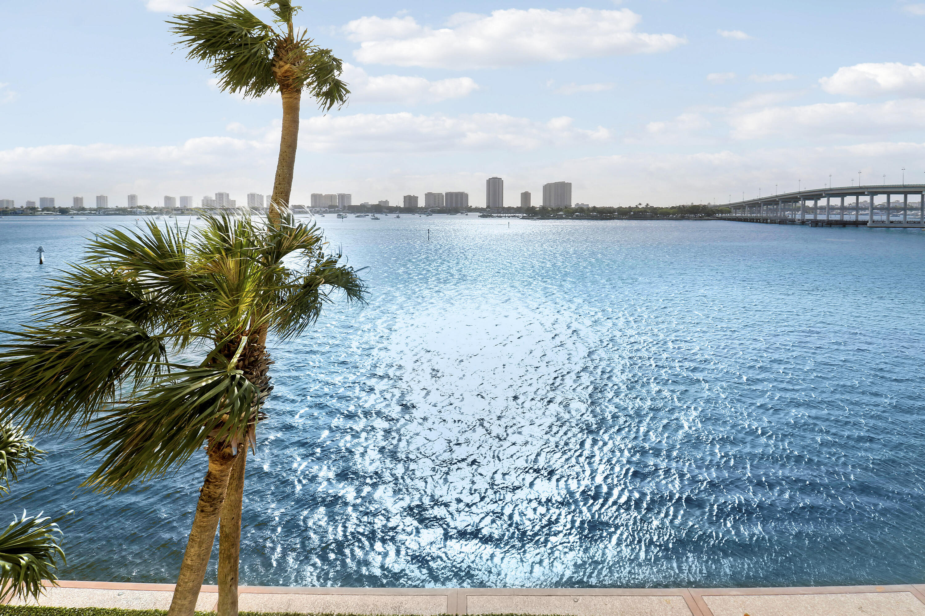 2640 Lake Shore Drive, Unit 307 Riviera Beach, FL 33404 - Photo 23 of 44