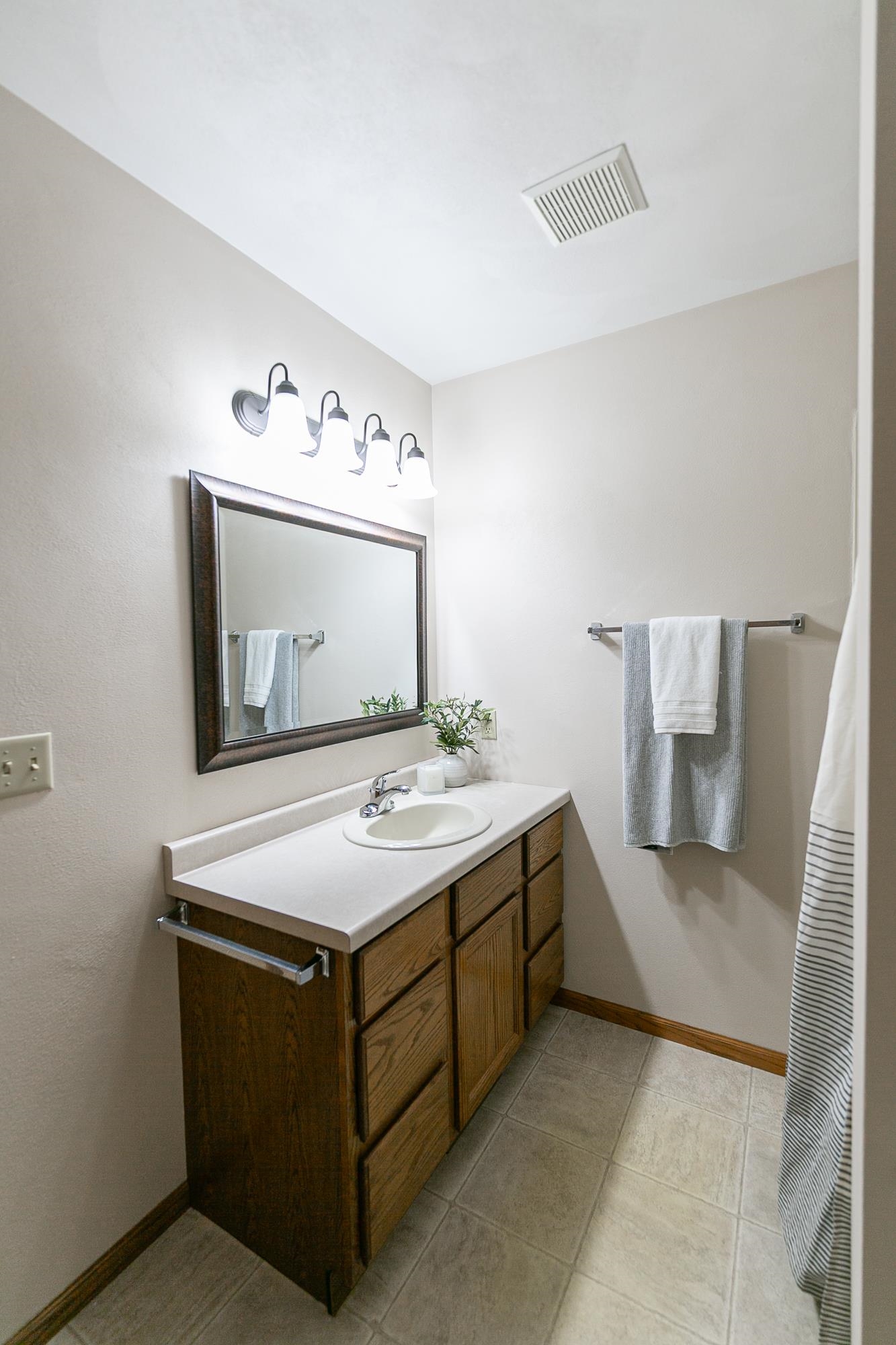 W2759 Brookhaven Drive Appleton, WI 54915 - Photo 18 of 45