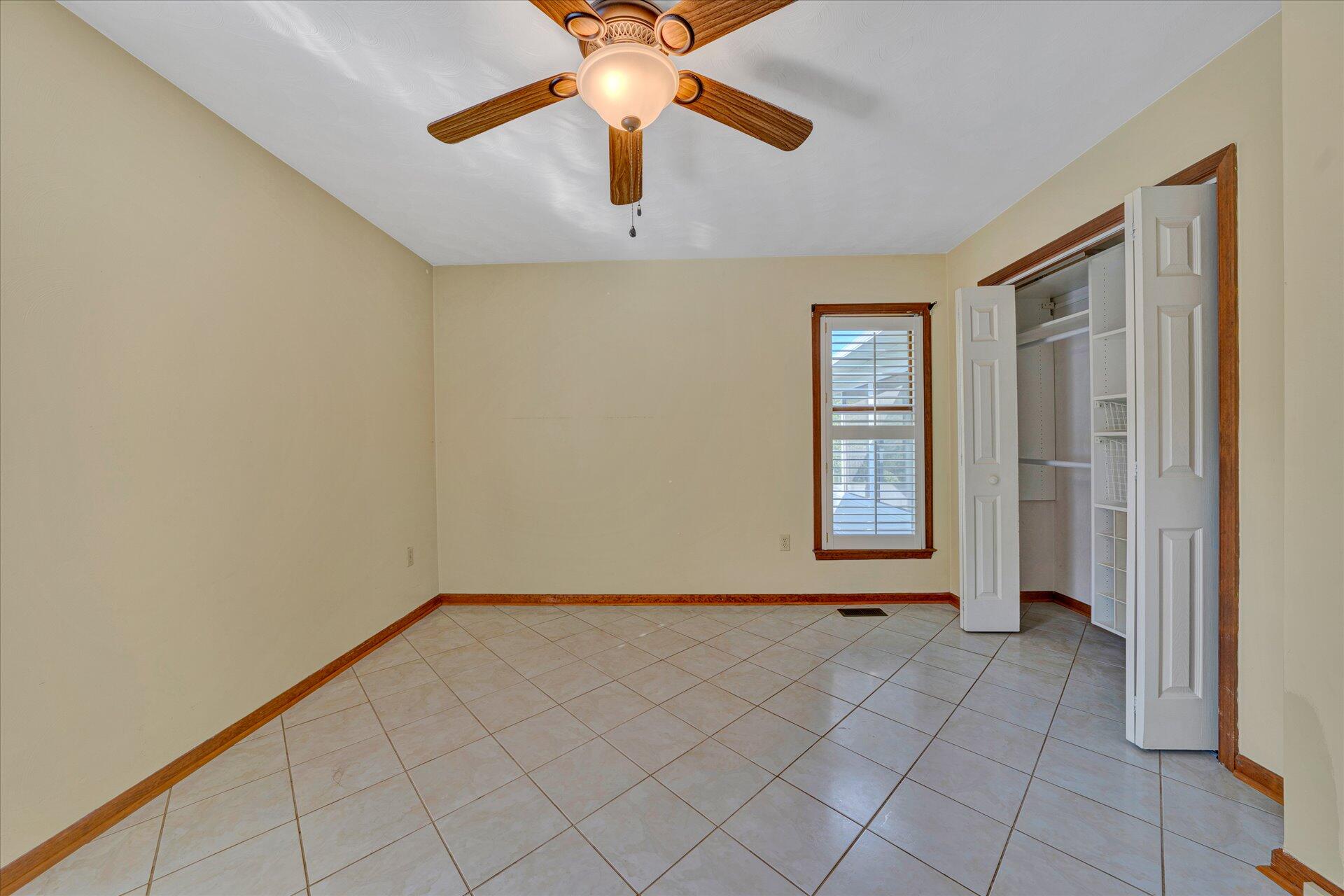 3700 Rte 3004 Roanoke, VA 24012 - Photo 17 of 40 17-DSC00034