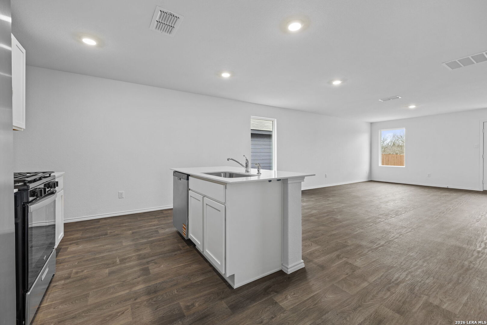 5315 Blacktail Road Converse, TX 78109 - Photo 5 of 19
